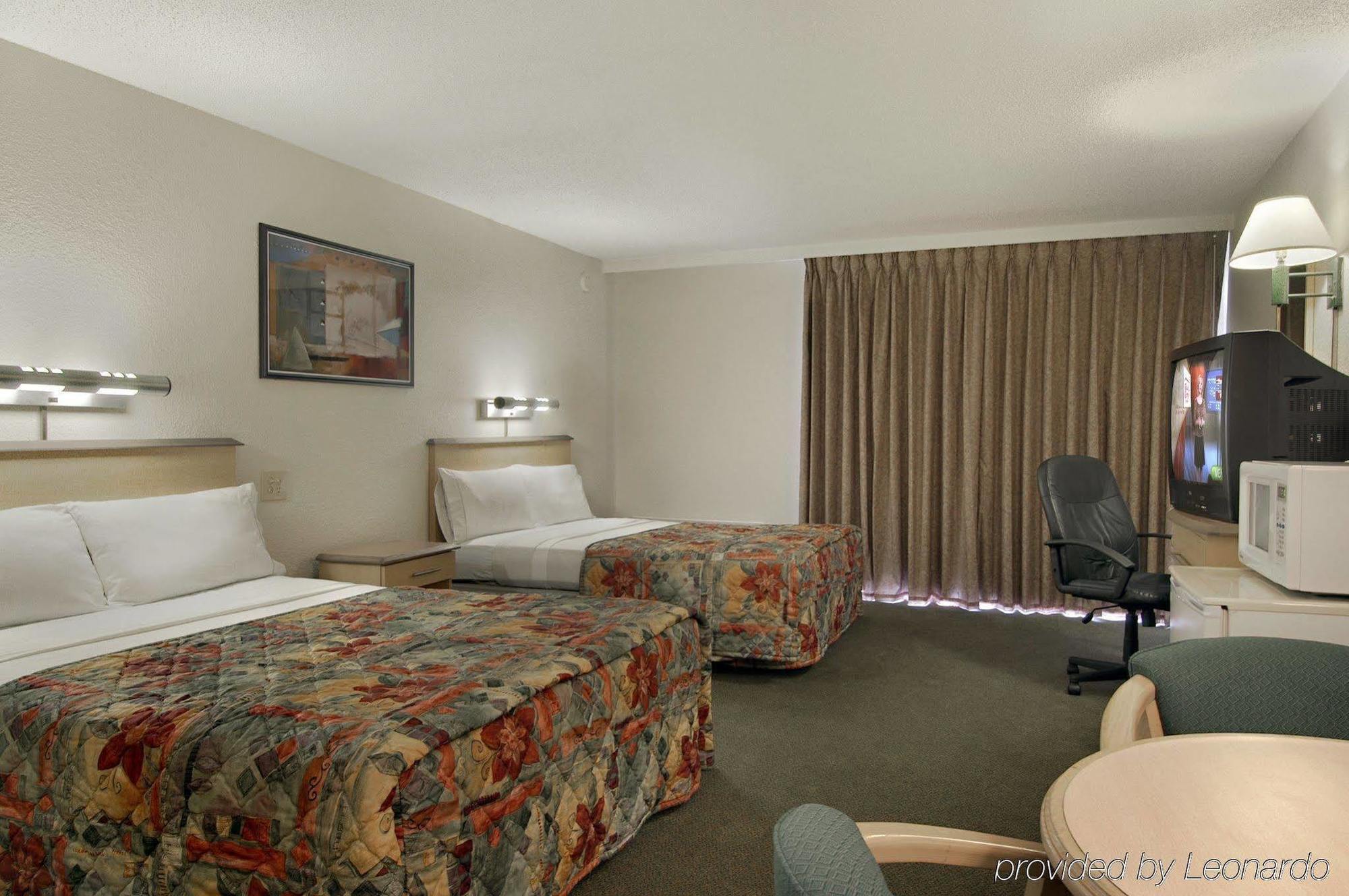 Red Roof Inn & Suites Brunswick I-95 Ngoại thất bức ảnh